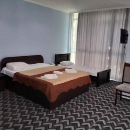 Hotel Georgia Tbilisi Luaran gambar